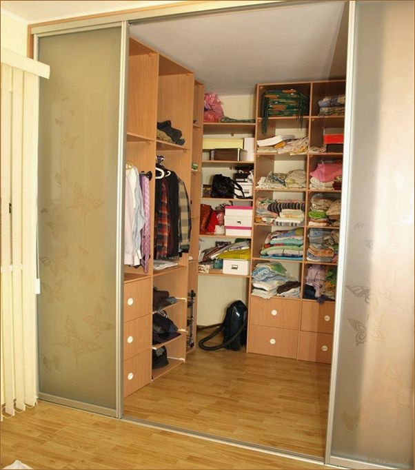 Дизайн гардеробной комнаты площадью 6м2